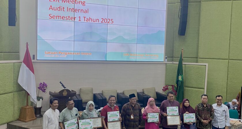 Exit Meeting Audit Internal Semester I Tahun 2025 dan Penghargaan Kinerja Pendapatan Terbaik UIN Walisongo